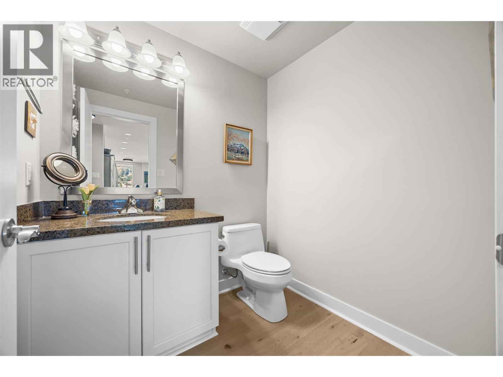 Photo 9 of 1160 Bernard Avenue Unit 1109, Kelowna BC
