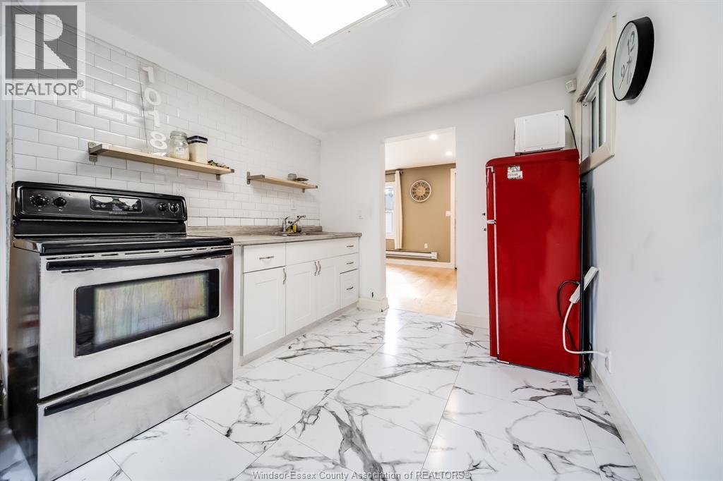 Photo 17 of 1018 Cataraqui Street, Windsor ON