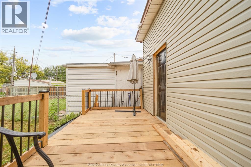 Photo 30 of 1018 Cataraqui Street, Windsor ON