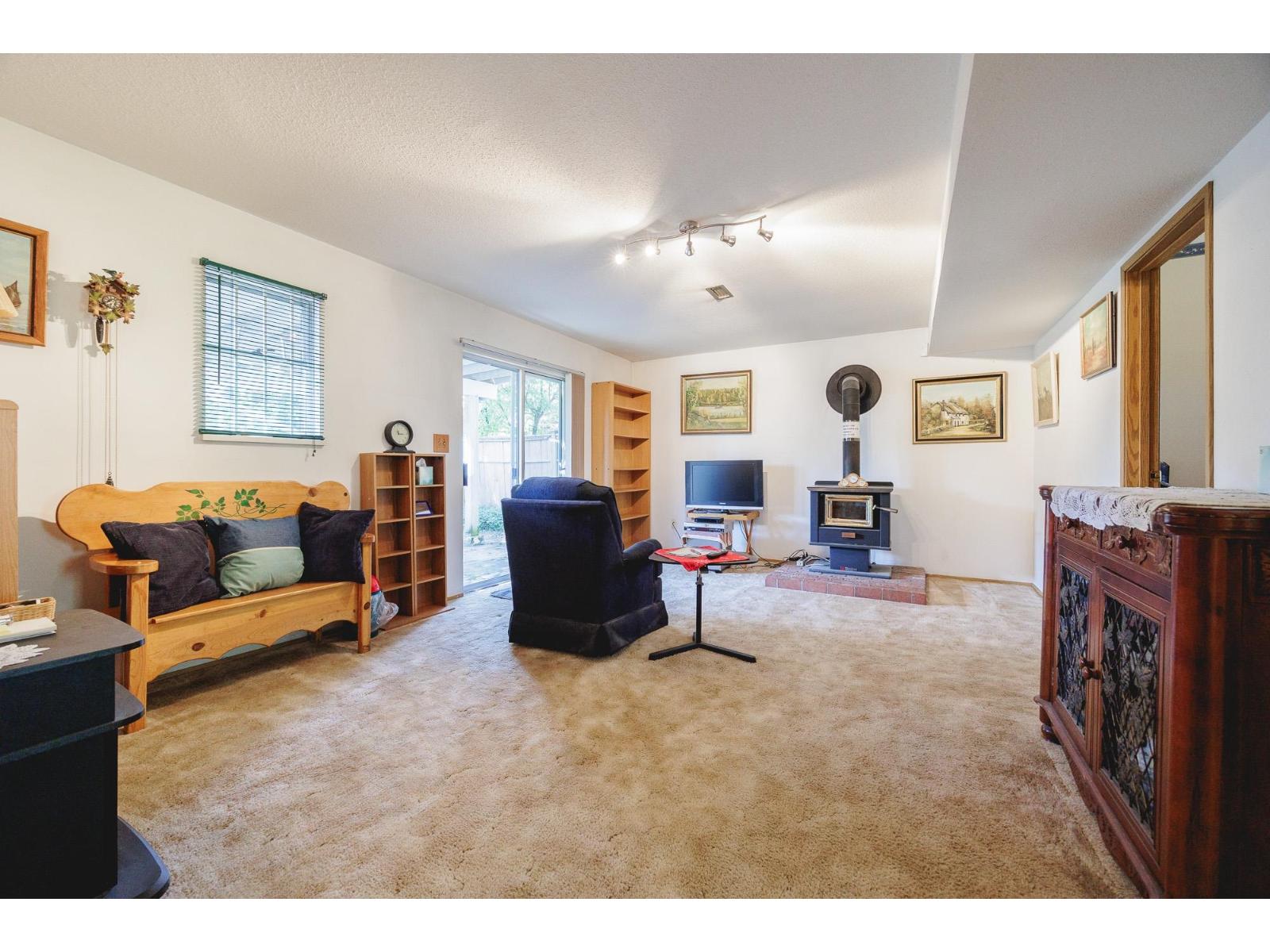 Photo 24 of 17384 61 A Avenue, Surrey BC