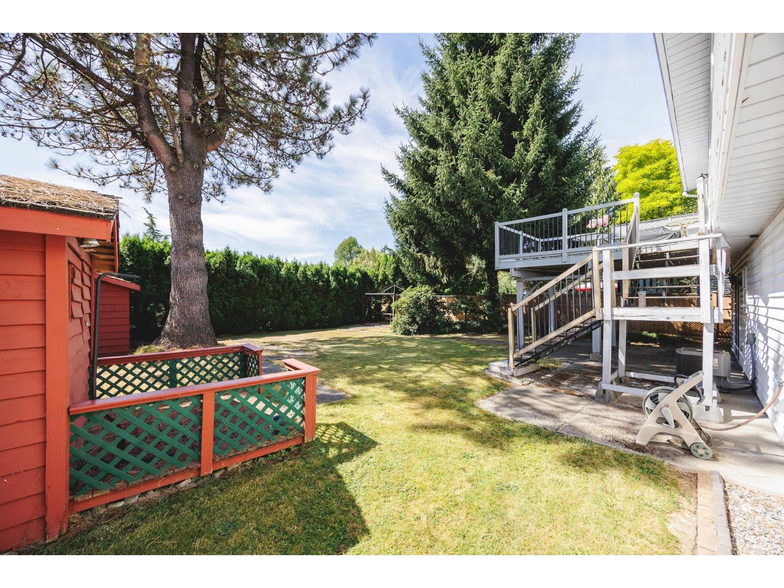 Photo 34 of 17384 61 A Avenue, Surrey BC