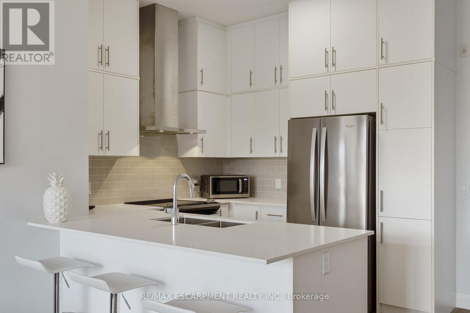 Single Family House for Sale in    REDFERN AVENUE Hamilton (Mountview) 