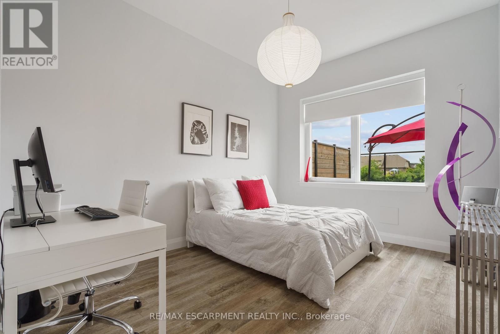 Single Family House for Sale in    REDFERN AVENUE Hamilton (Mountview) 
