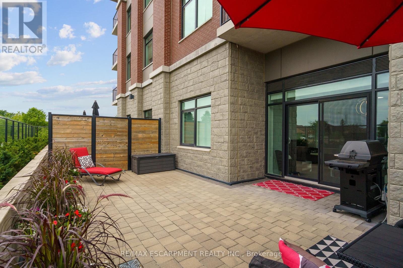 Single Family House for Sale in    REDFERN AVENUE Hamilton (Mountview) 