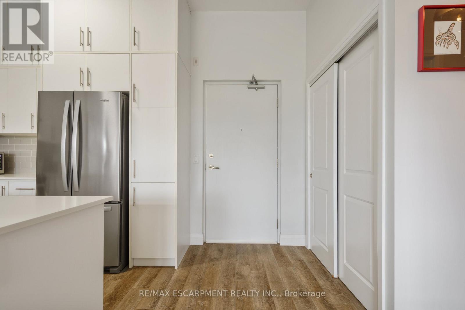 Single Family House for Sale in    REDFERN AVENUE Hamilton (Mountview) 
