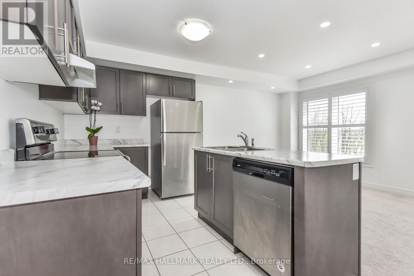 Photo 1 of 14 740 Linden Drive, Cambridge ON