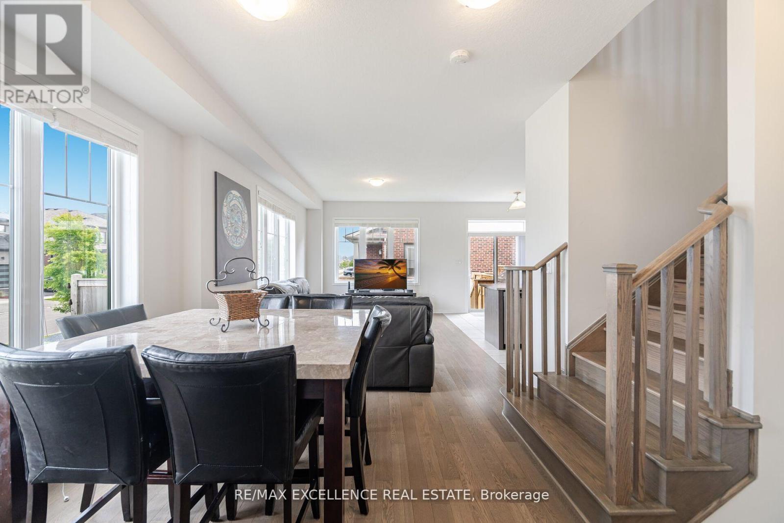 Photo 25 of 53 Oaktree Drive, Haldimand ON