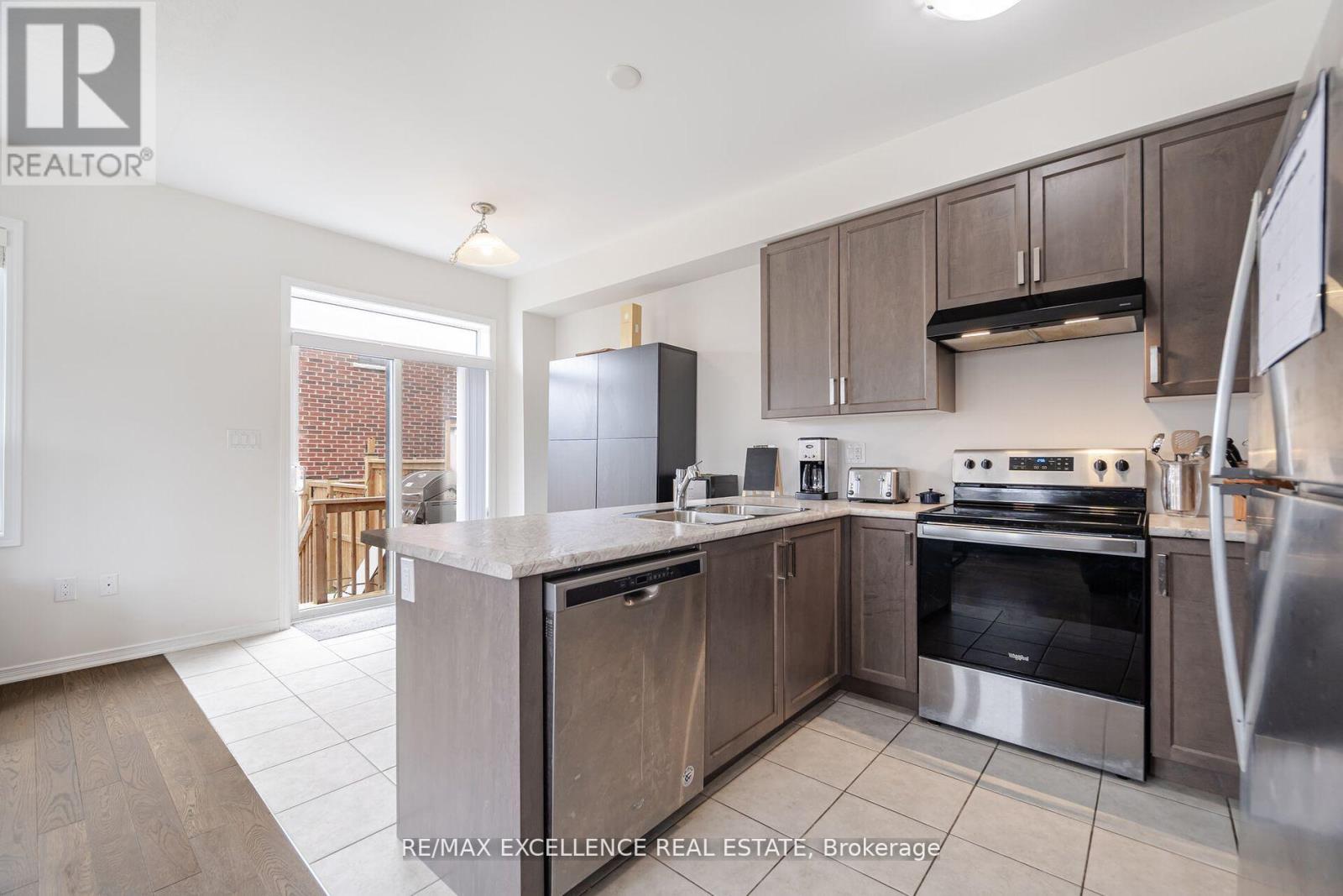 Photo 36 of 53 Oaktree Drive, Haldimand ON