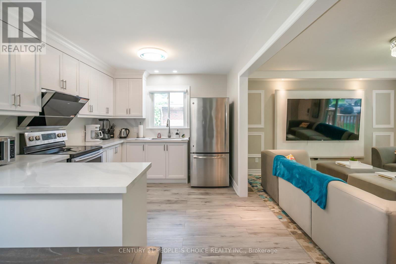 Photo 30 of 45 Chestnut Street W, St Catharines ON
