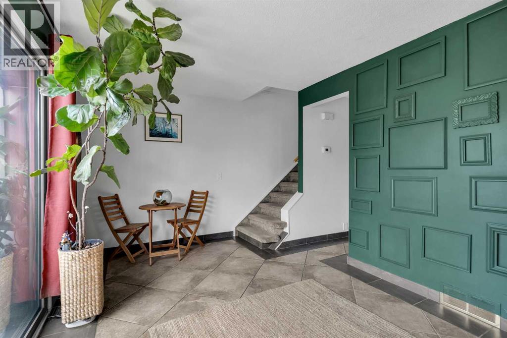 Single Family House for Sale in #   Avenue NW Huntington Hills Calgary 