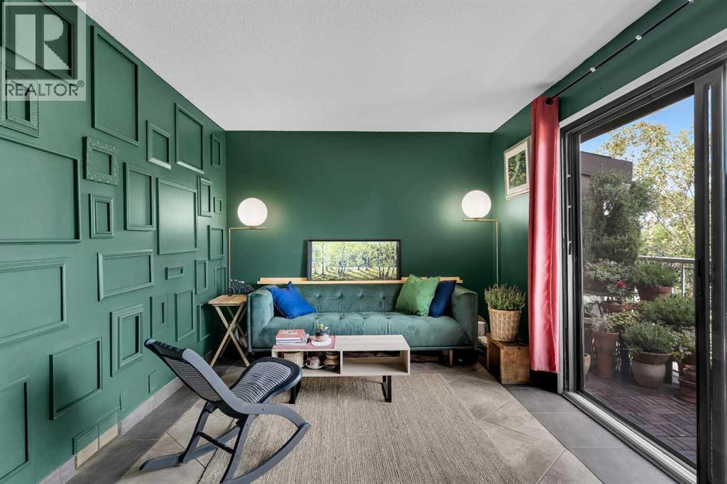 Single Family House for Sale in #   Avenue NW Huntington Hills Calgary 