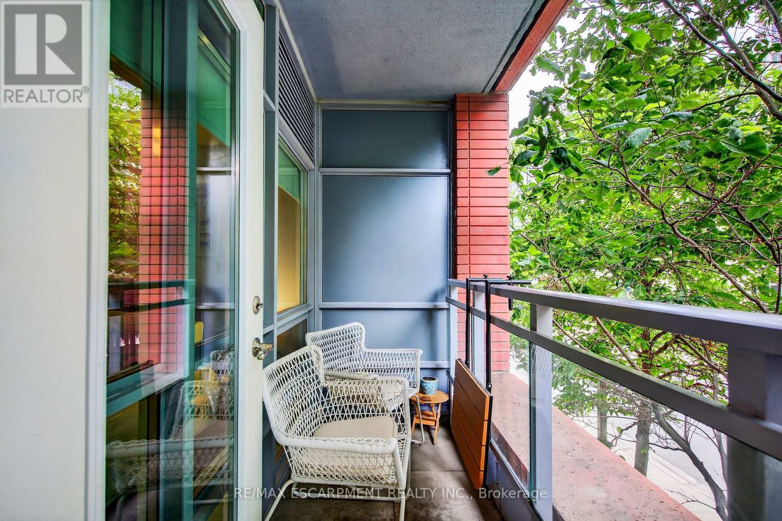 Photo 36 of 212 15 Bruyeres Mews, Toronto ON