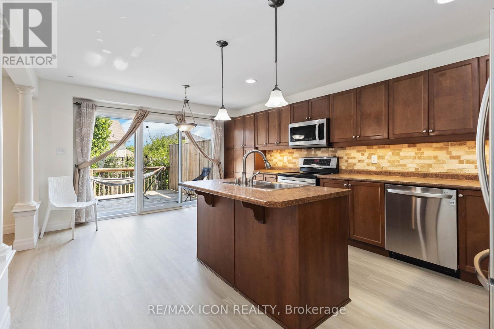 Photo 16 of 3190 Pomeroy Lane, London South ON
