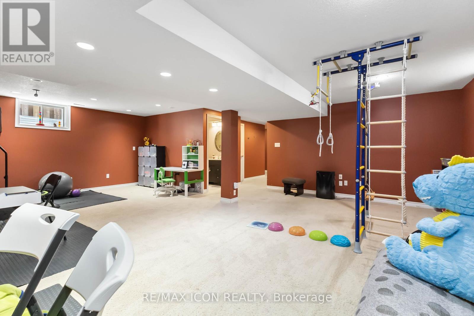 Photo 37 of 3190 Pomeroy Lane, London South ON
