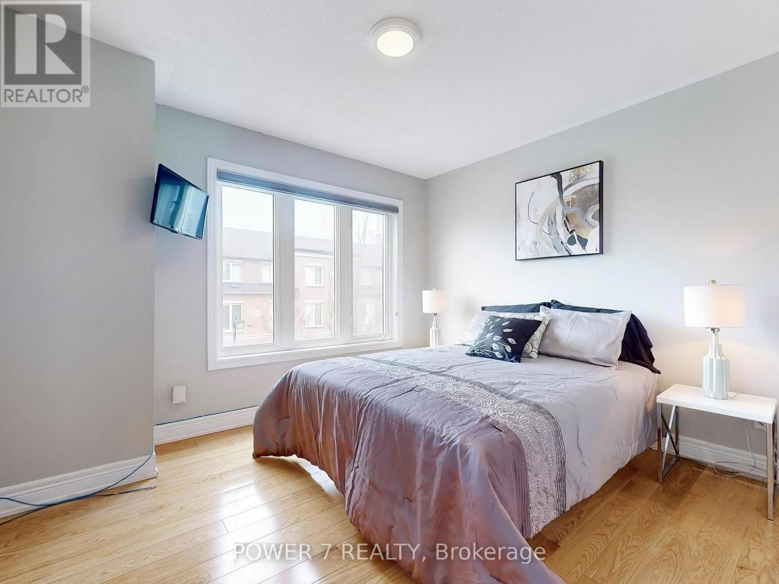 Photo 33 of 26 Suncrest Boulevard, Markham ON