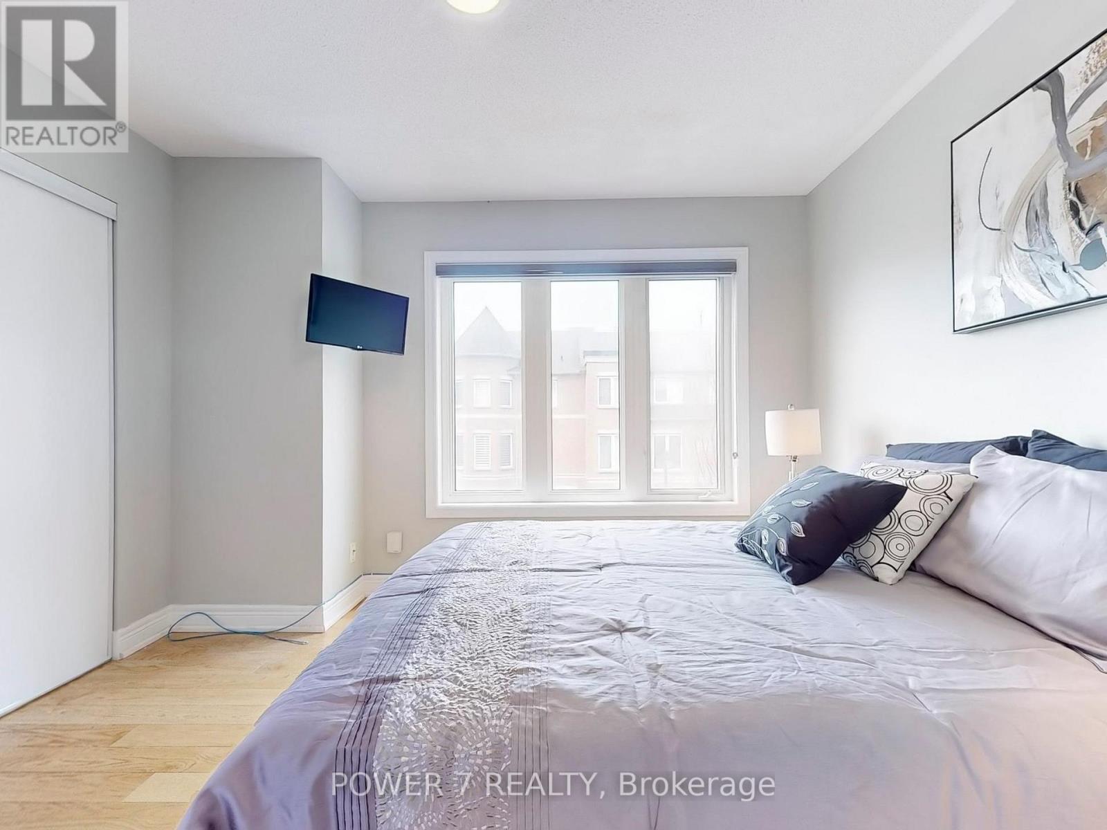 Photo 35 of 26 Suncrest Boulevard, Markham ON