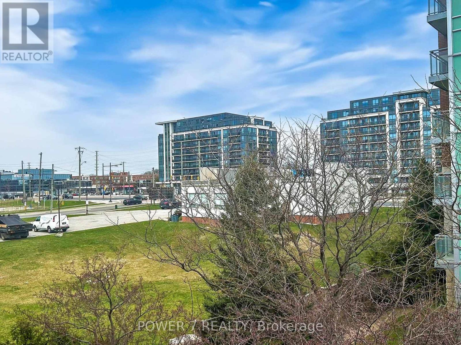 Photo 41 of 26 Suncrest Boulevard, Markham ON
