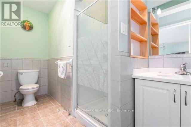 Photo 12 of 242 Raymerville Drive, Markham ON