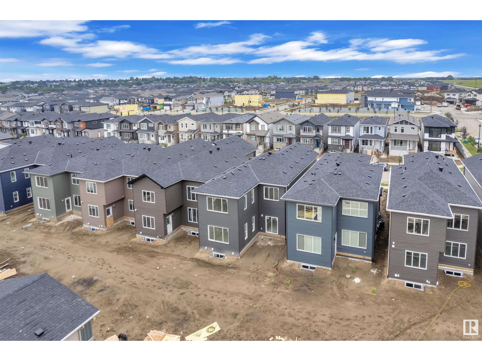 Photo 4 of 3513 42 Av, Beaumont AB