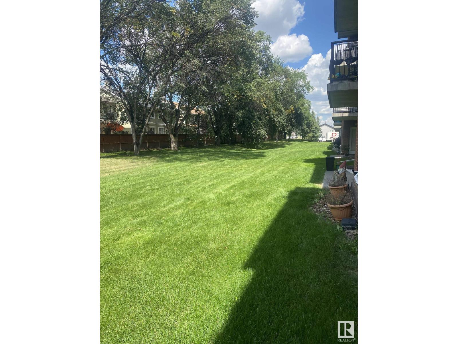 Photo 15 of 127 6315 135 Av Nw, Edmonton AB