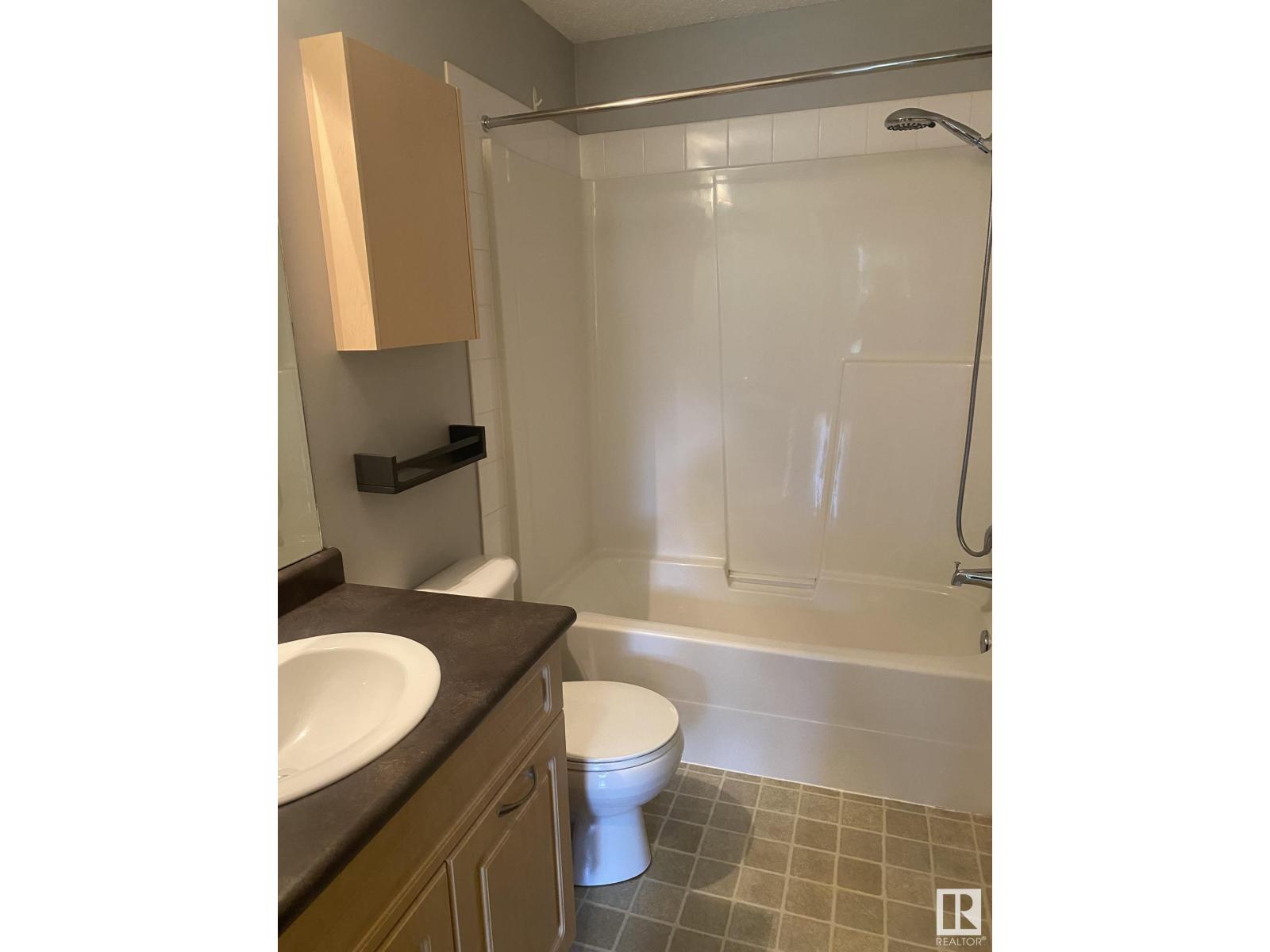 Photo 14 of 127 6315 135 Av Nw, Edmonton AB