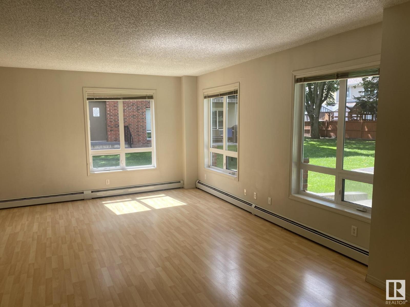 Photo 22 of 127 6315 135 Av Nw, Edmonton AB