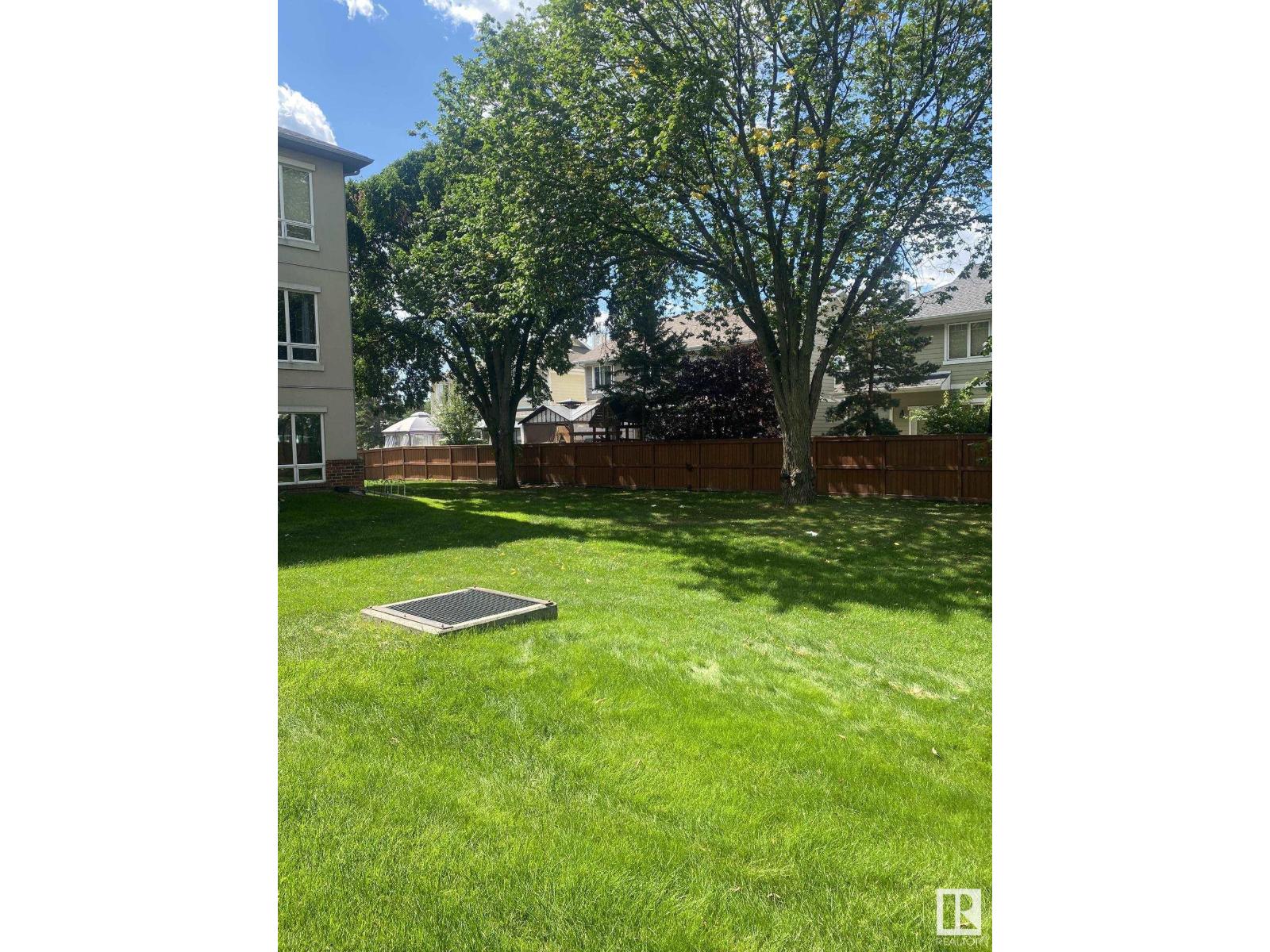 Photo 25 of 127 6315 135 Av Nw, Edmonton AB