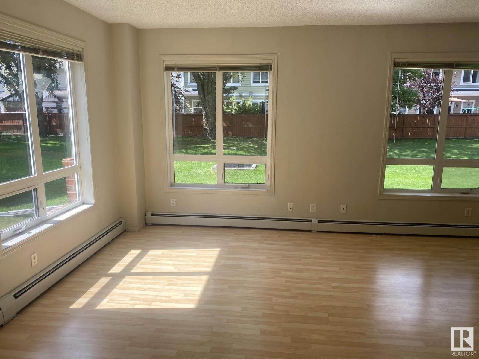 Photo 6 of 127 6315 135 Av Nw, Edmonton AB