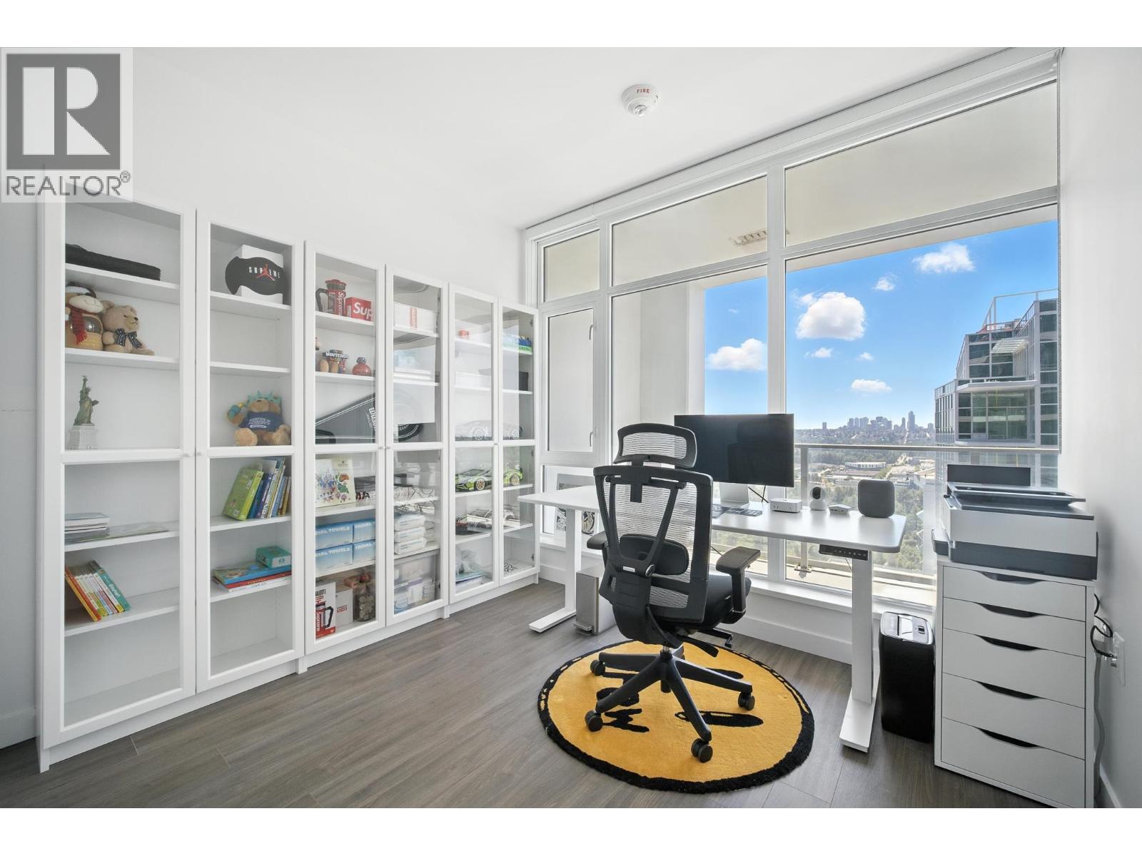 Photo 4 of 3302 2311 Beta Avenue, Burnaby BC