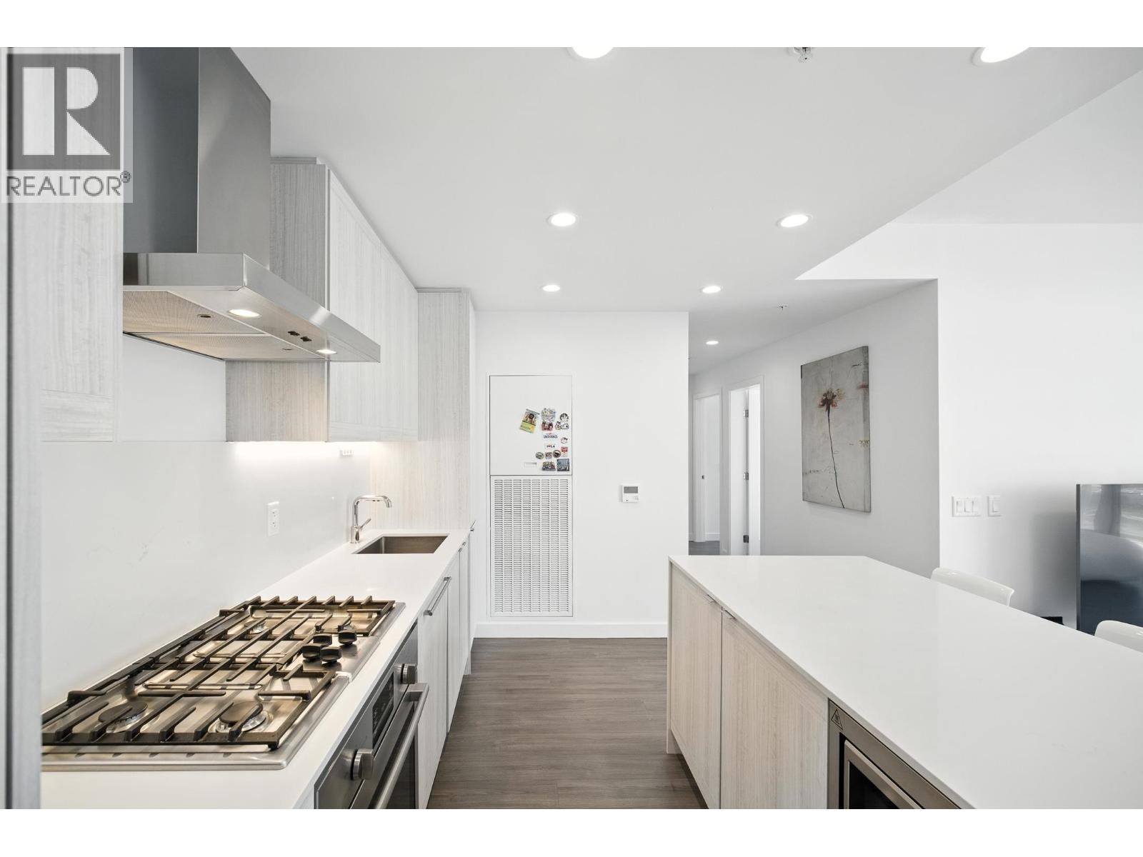 Photo 15 of 3302 2311 Beta Avenue, Burnaby BC
