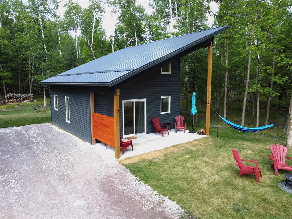 Photo 10 of 4 Bessborough Avenue, Pinawa MB