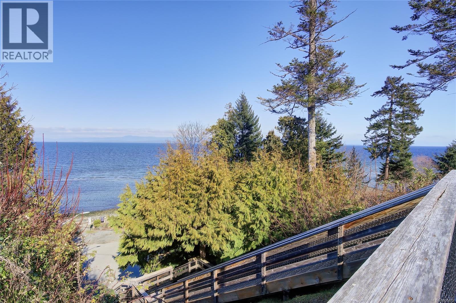 Photo 62 of 955 Royal Dornoch Dr, Qualicum Beach BC