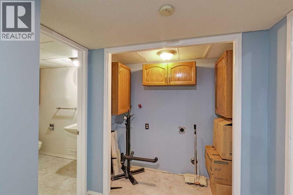 Single Family House Bungalow for Sale in  Falton Way NE Falconridge Calgary 