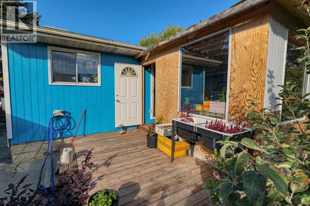 Single Family House Bungalow for Sale in  Falton Way NE Falconridge Calgary 