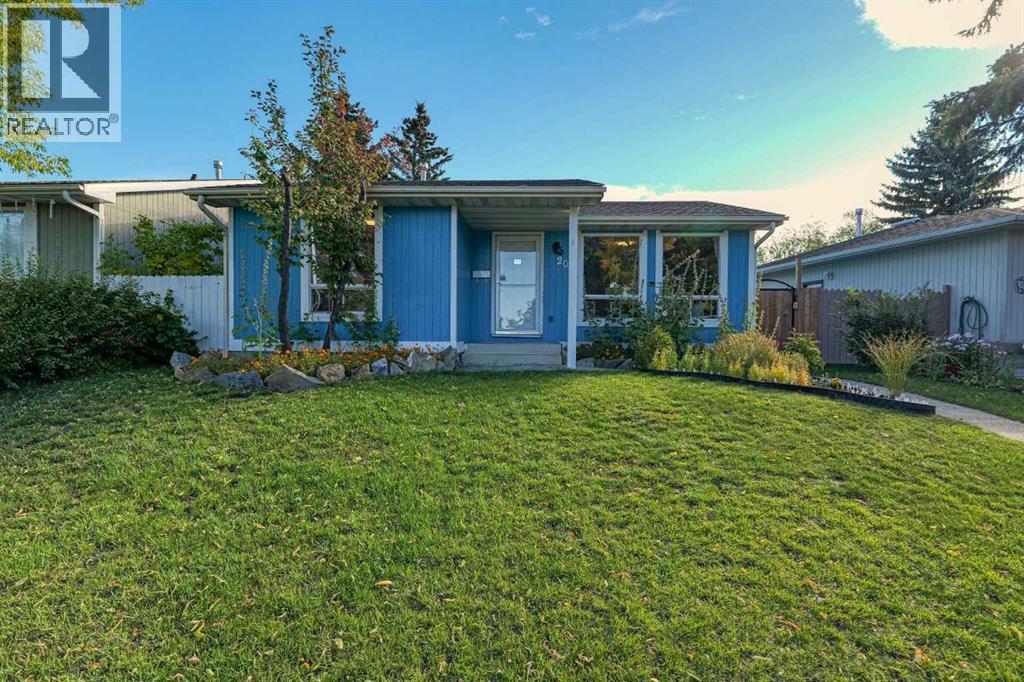 Single Family House Bungalow for Sale in  Falton Way NE Falconridge Calgary 