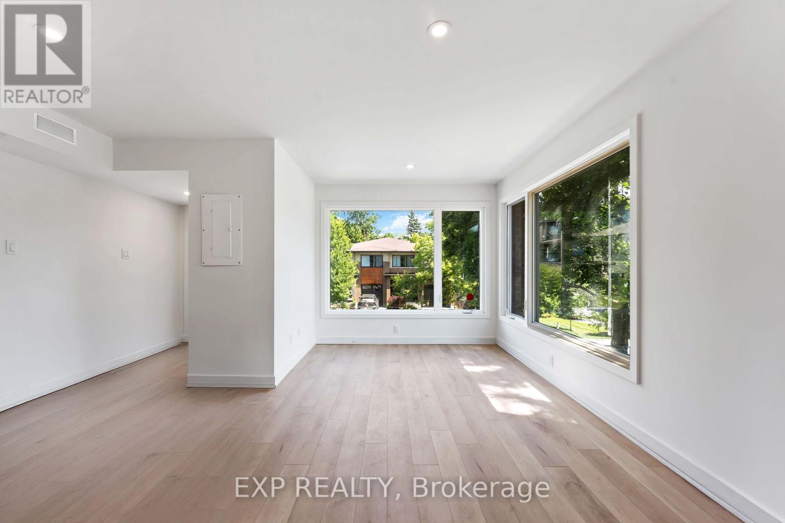 Photo 23 of 844 Connaught Avenue, Ottawa ON