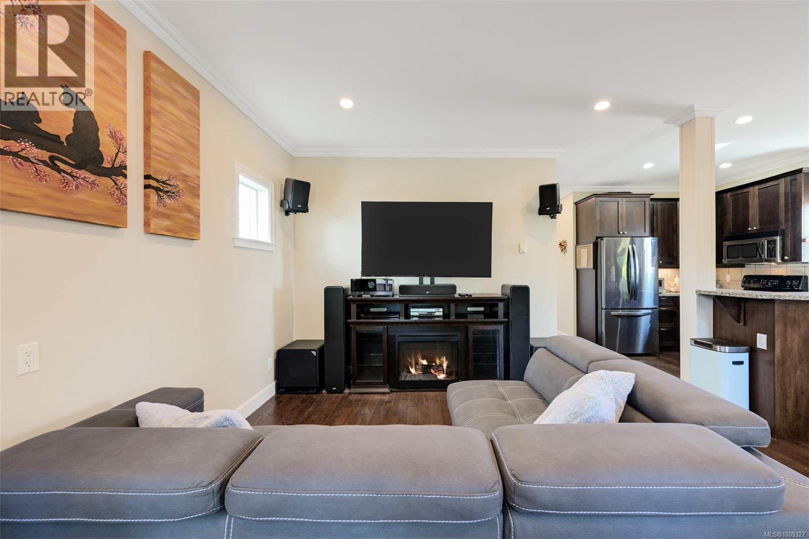  2068 Solent Road North, Sooke