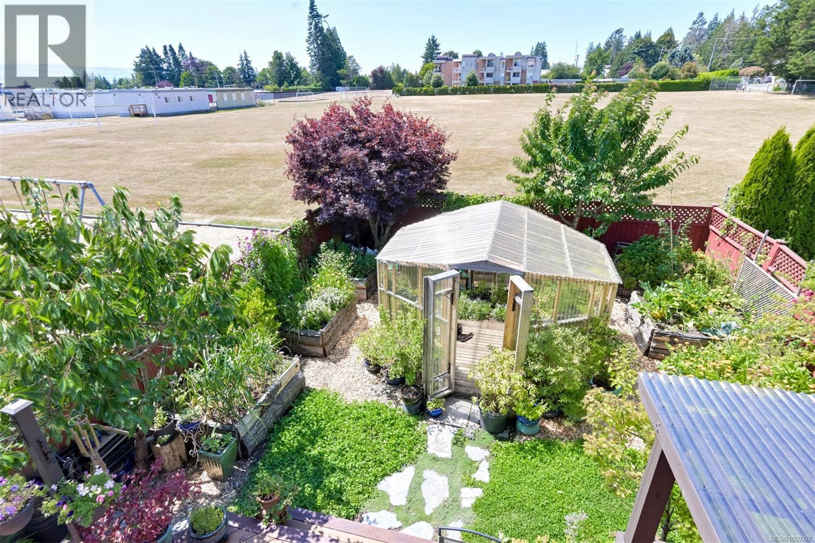  2068 Solent Road North, Sooke