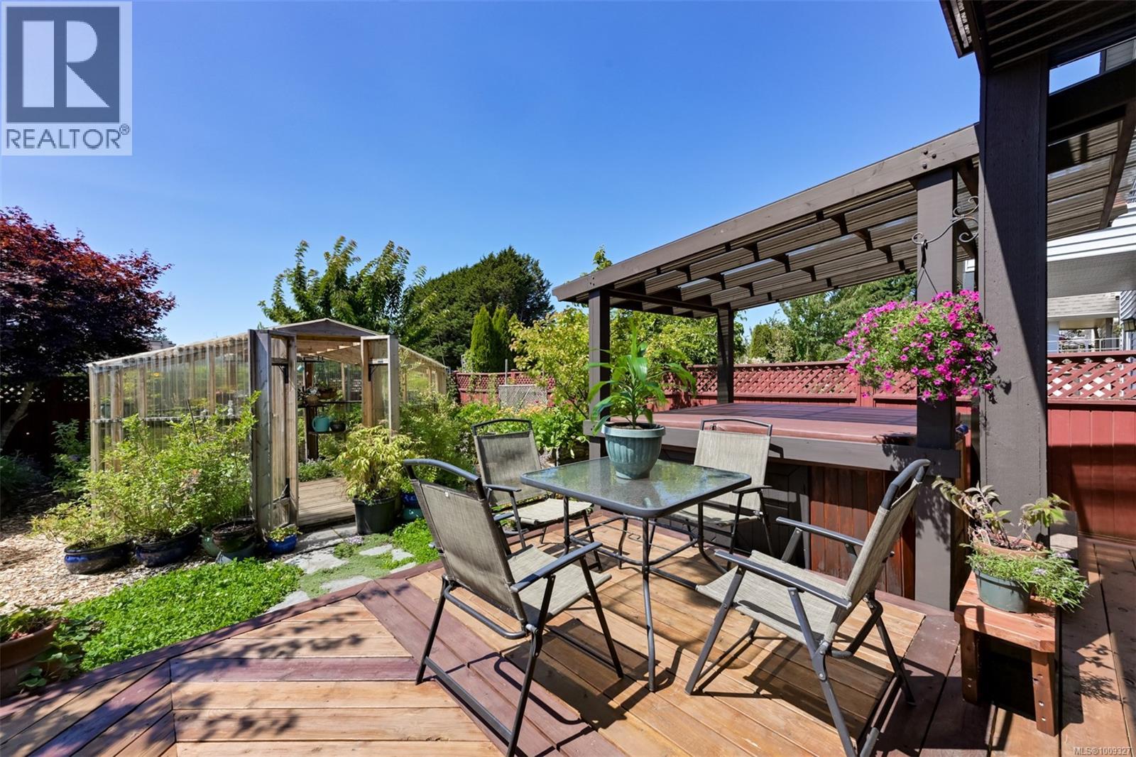 2068 Solent Road North, Sooke