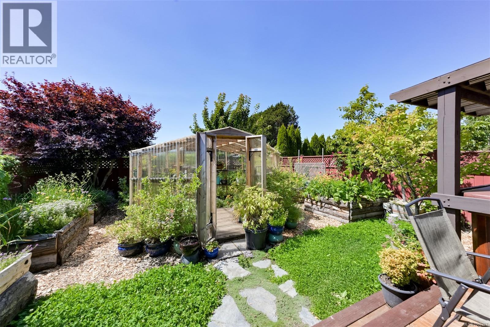 2068 Solent Road North, Sooke