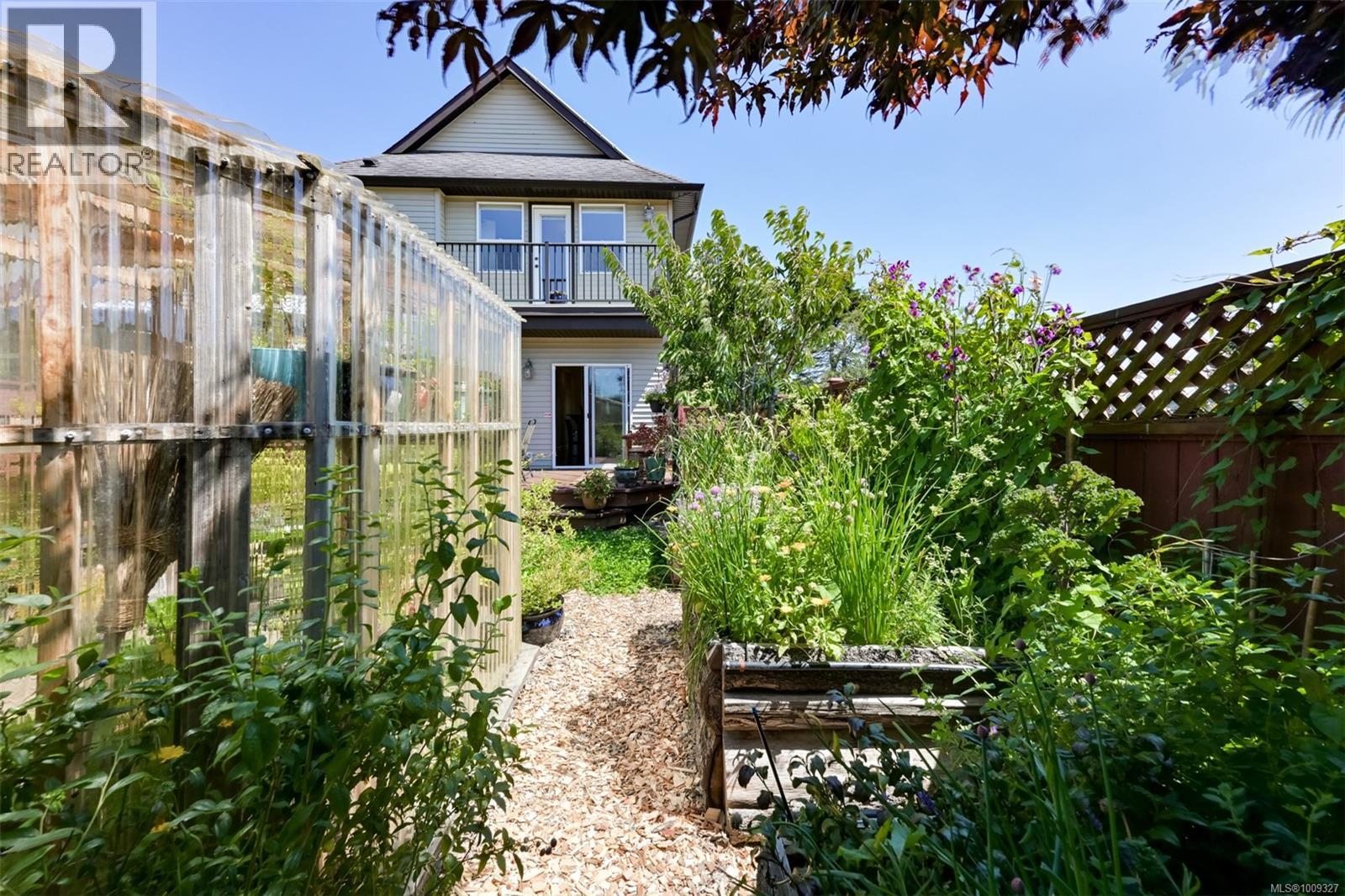  2068 Solent Road North, Sooke