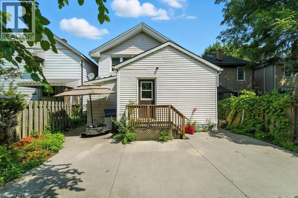 Photo 9 of 20 Hetherington Street Unit 2, St Catharines ON
