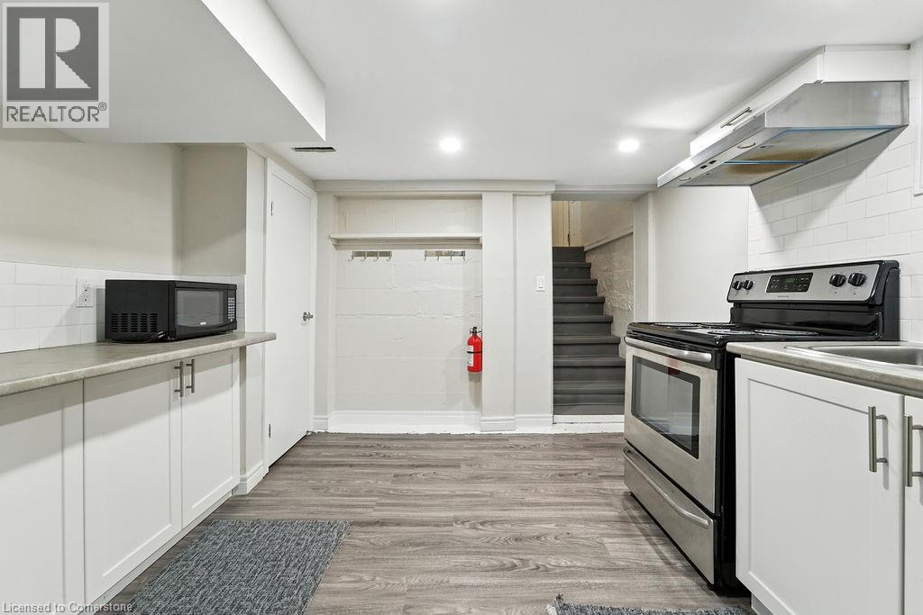 Photo 10 of 20 Hetherington Street Unit 2, St Catharines ON