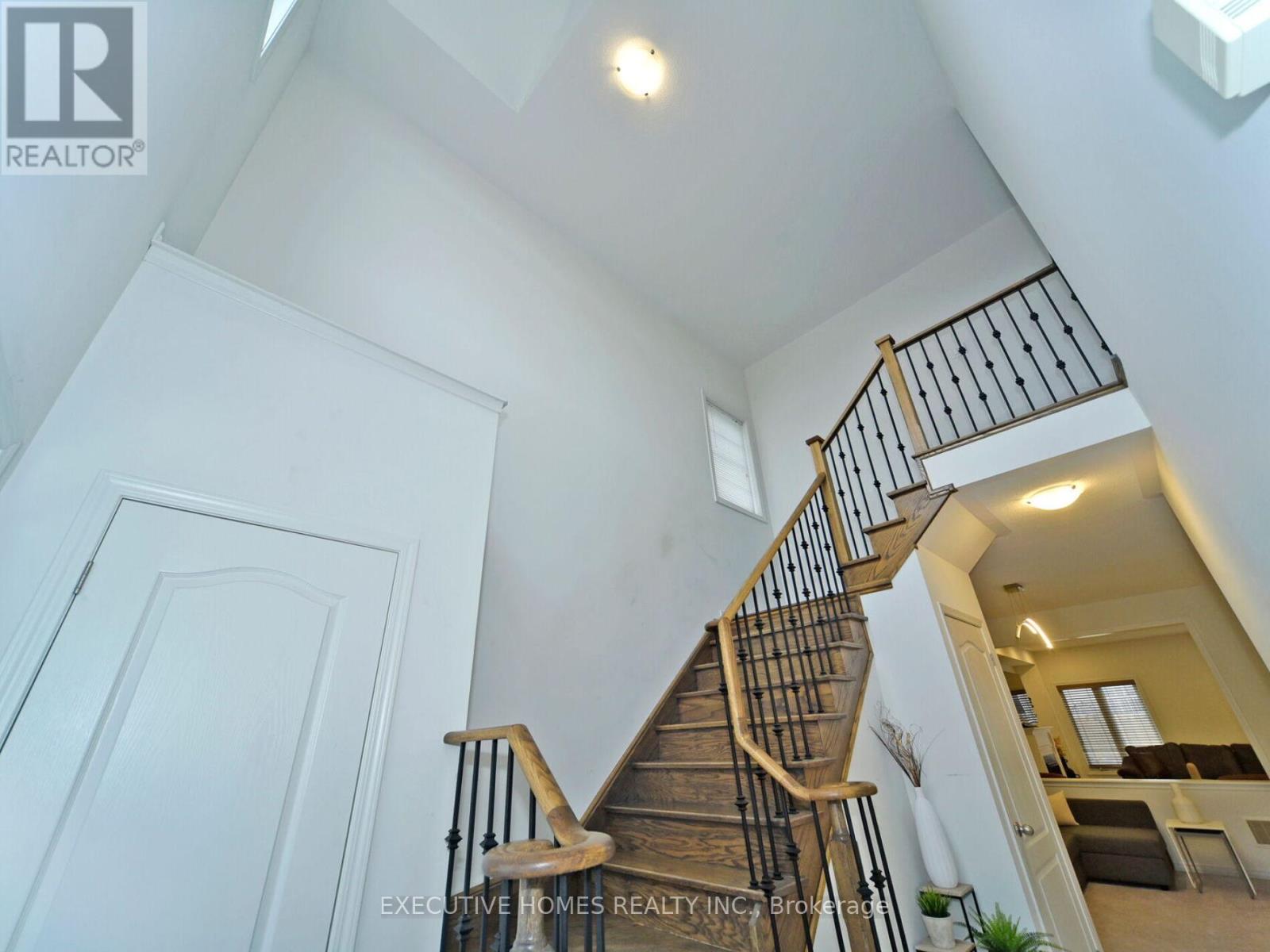 Photo 6 of 1781 William Lott Drive, Oshawa ON