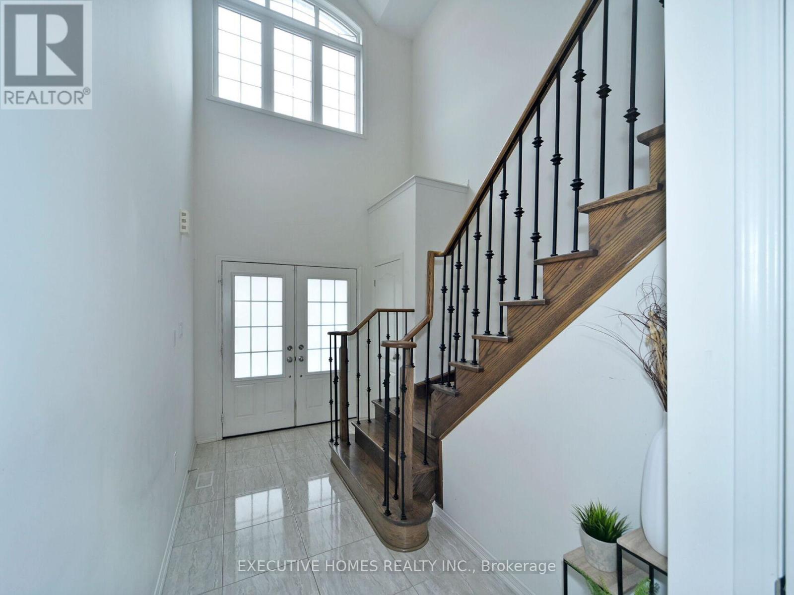 Photo 7 of 1781 William Lott Drive, Oshawa ON