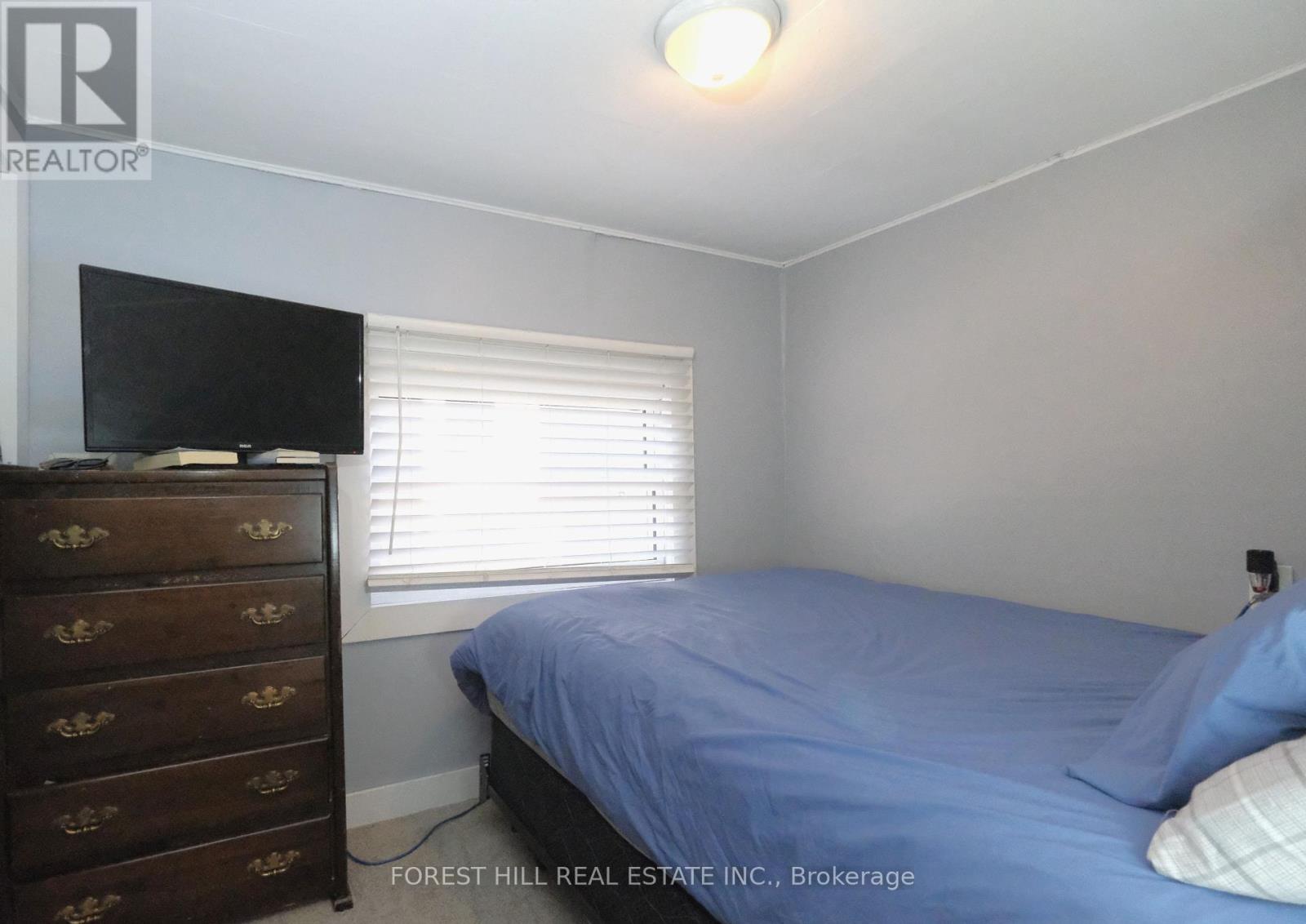 Photo 14 of 3195 Cowan Avenue, Innisfil ON
