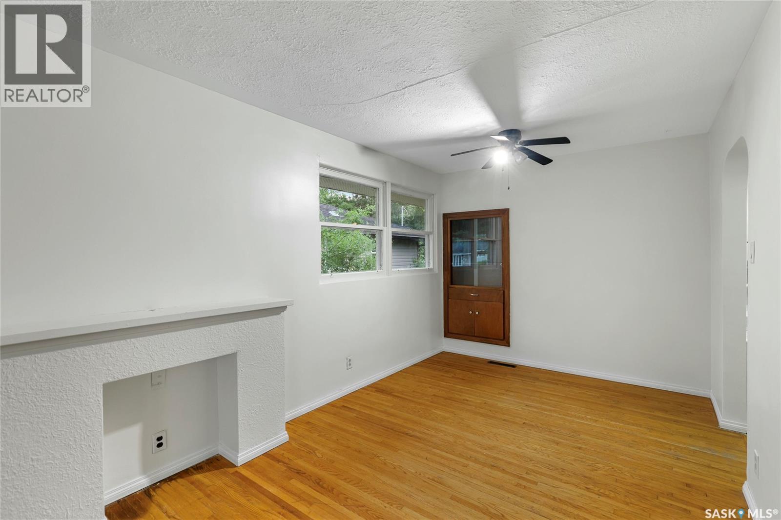 Single Family House Bungalow for Sale in  HORACE STREET Regina 