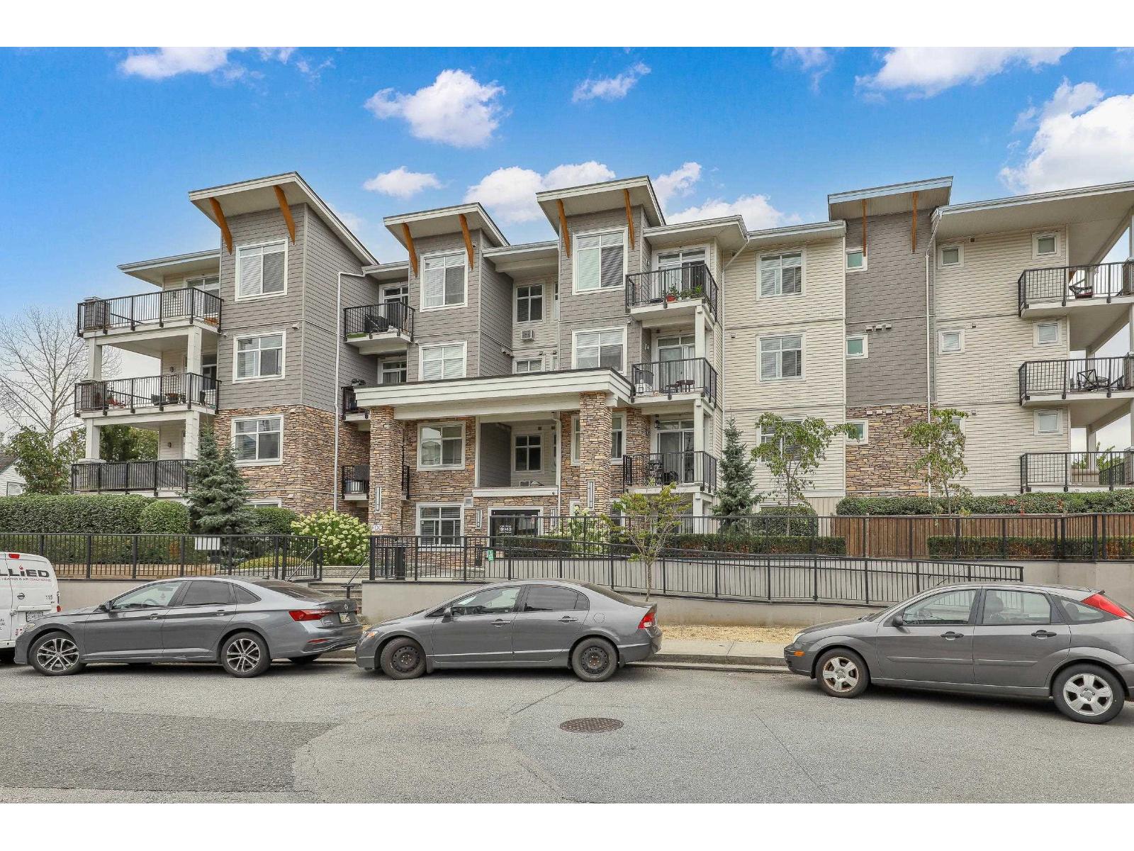 Photo 14 of 201 19940 Brydon Crescent, Langley BC