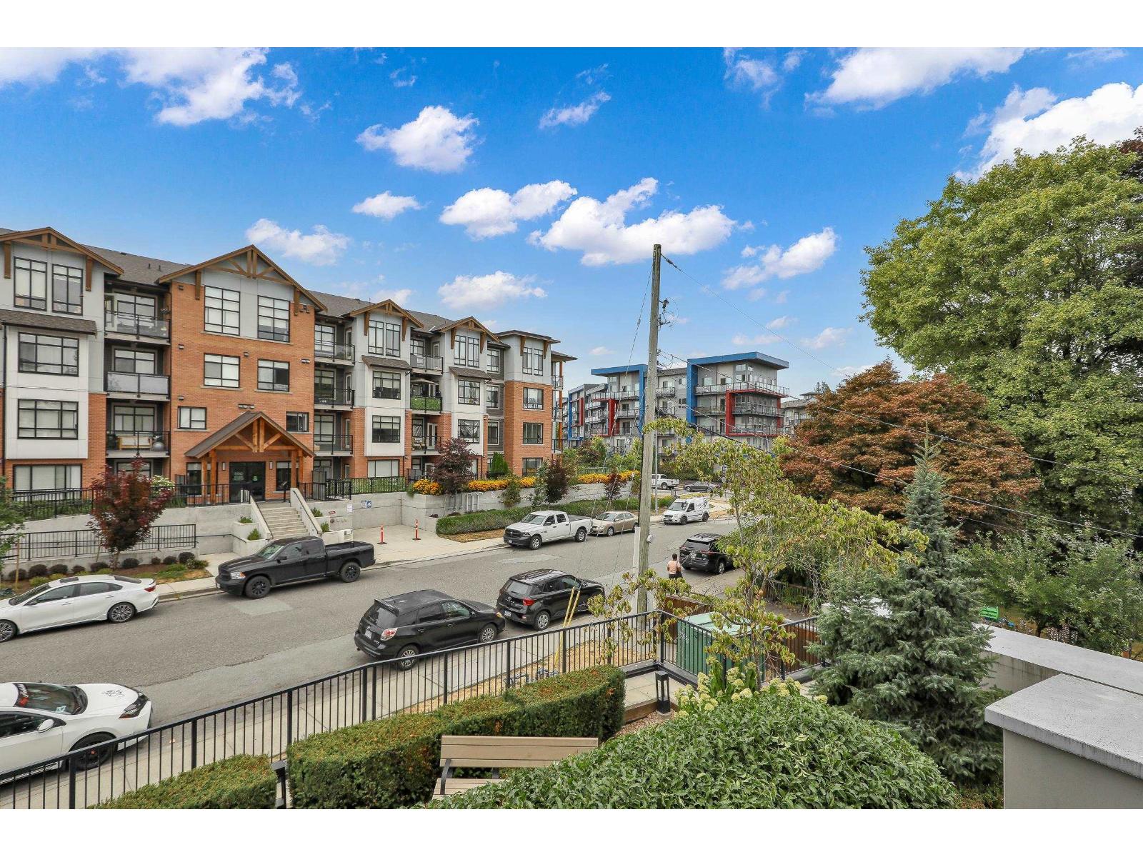 Photo 33 of 201 19940 Brydon Crescent, Langley BC