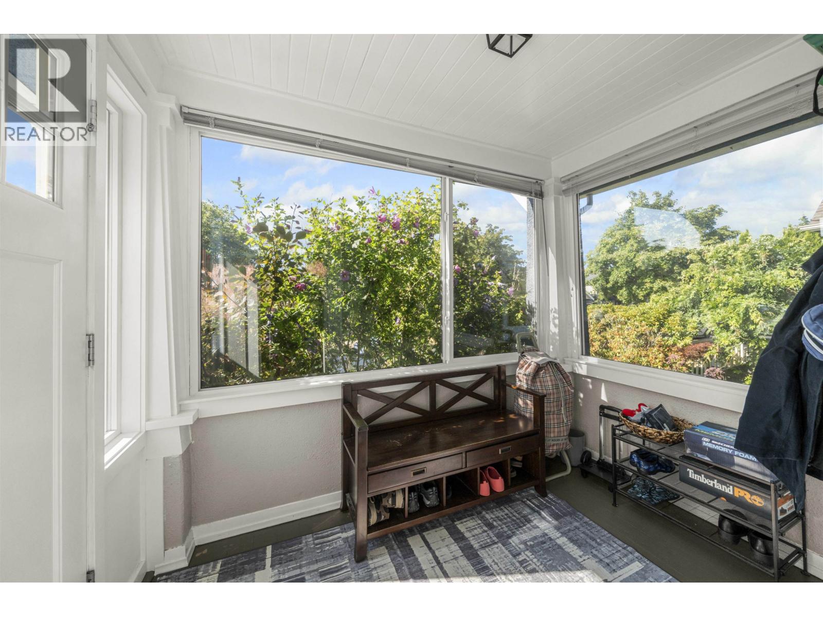 Photo 10 of 4139 Pandora Street, Burnaby BC